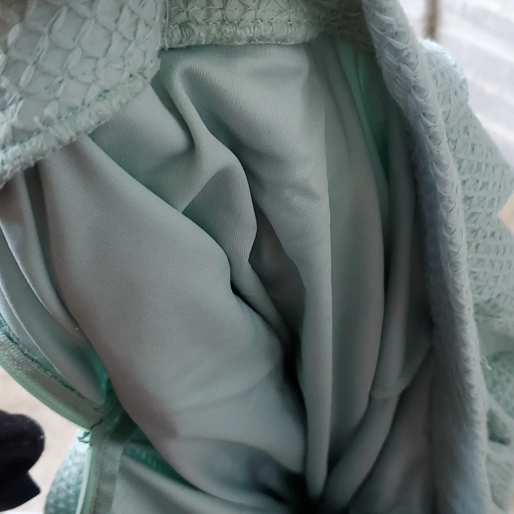 Torrid Skirt Womens Size 10 Pleated Embrodery Sea Foam Green